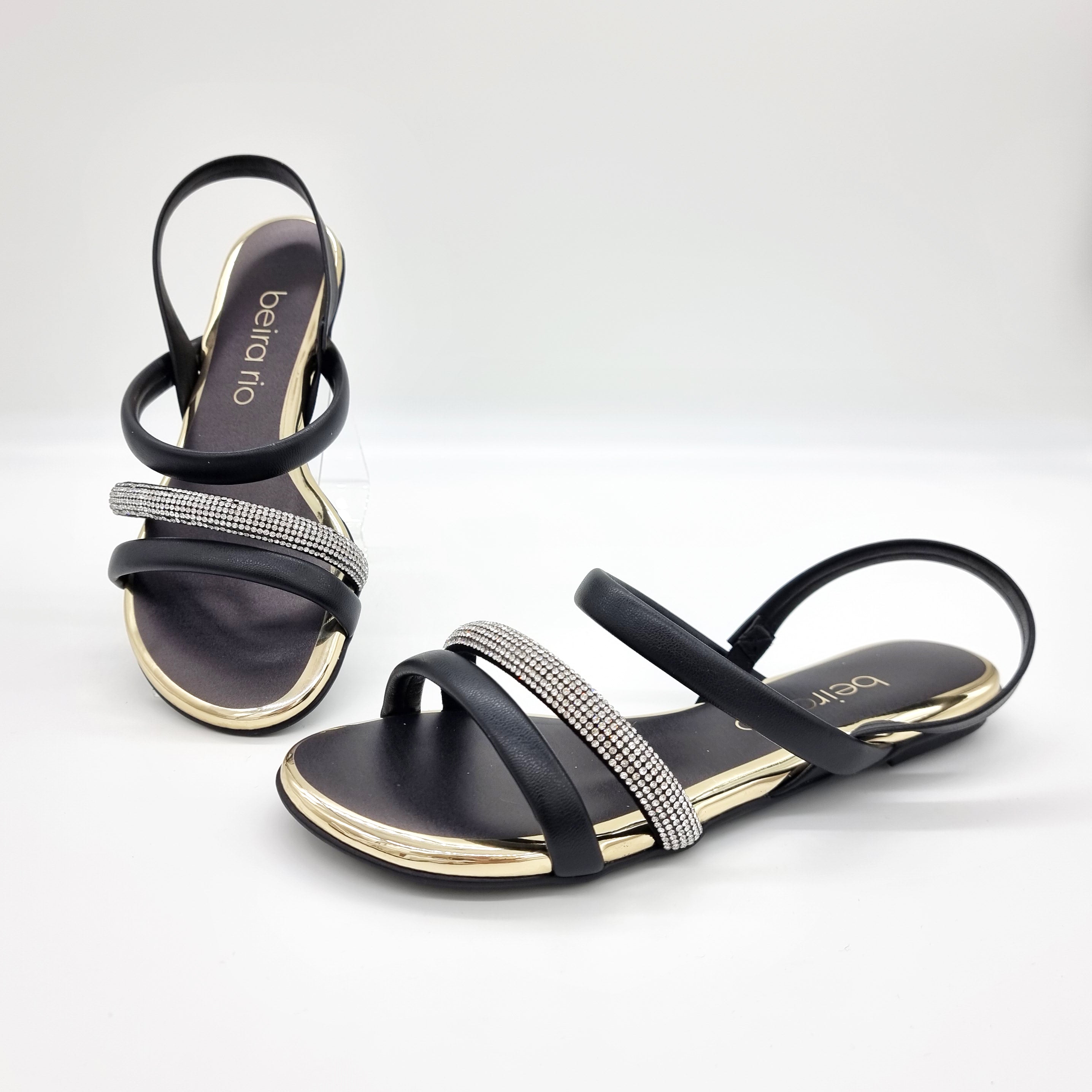 Beira Rio 8367-641 Flat Sandal in Black