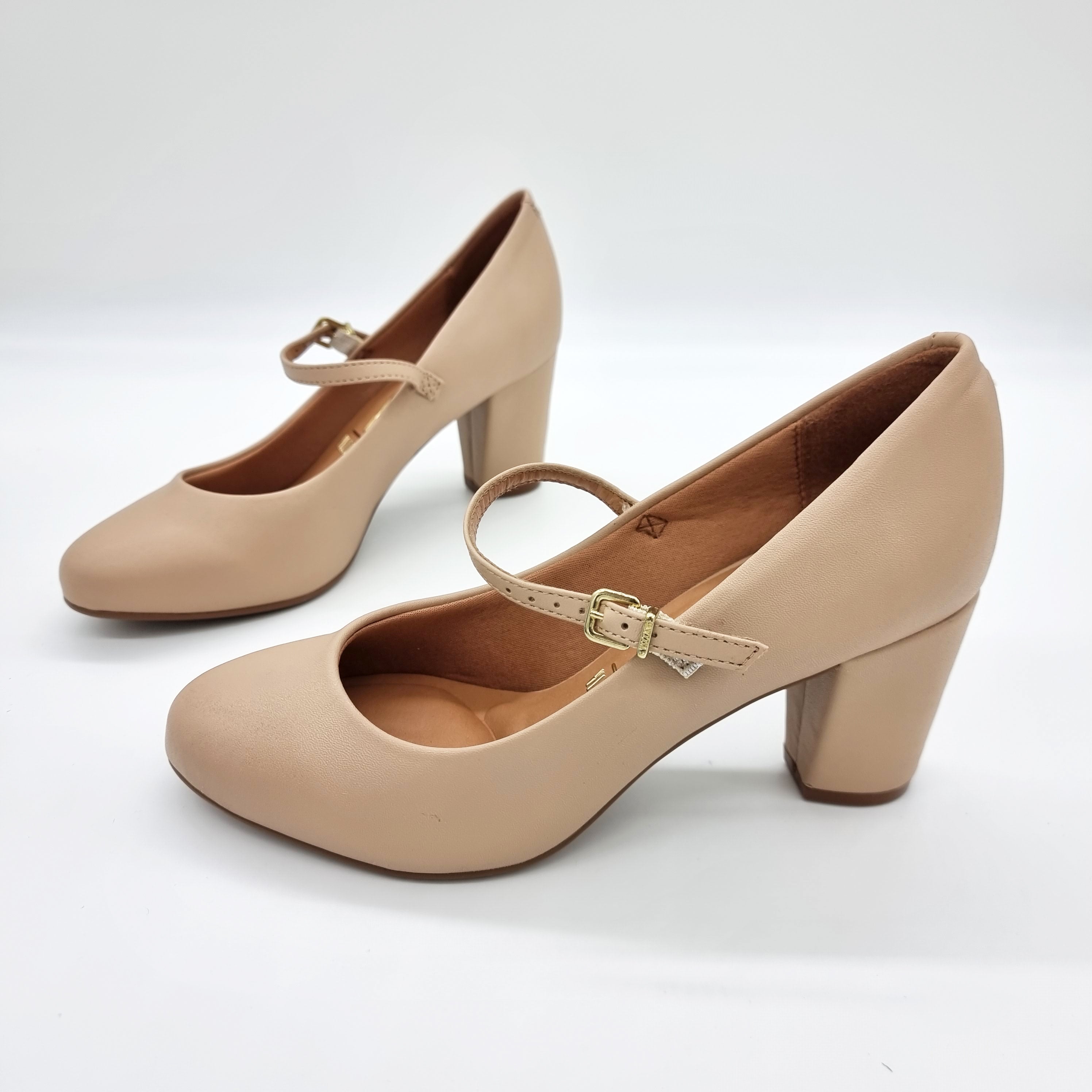Vizzano 1259-206 Block Heel Round Toe Mary Jane Pump in Beige Napa