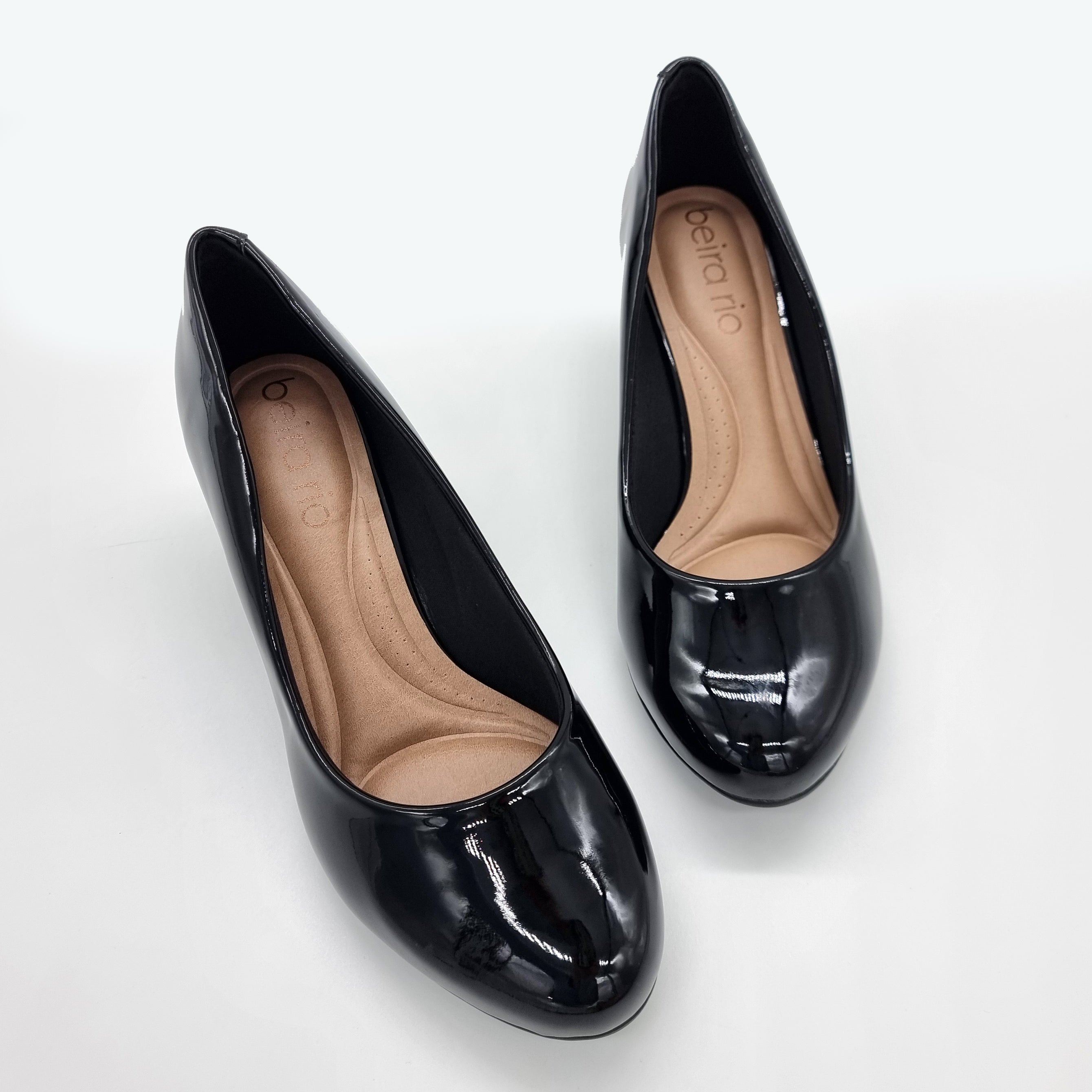 Beira Rio 4777-409 Low Heel Pump in Black Patent