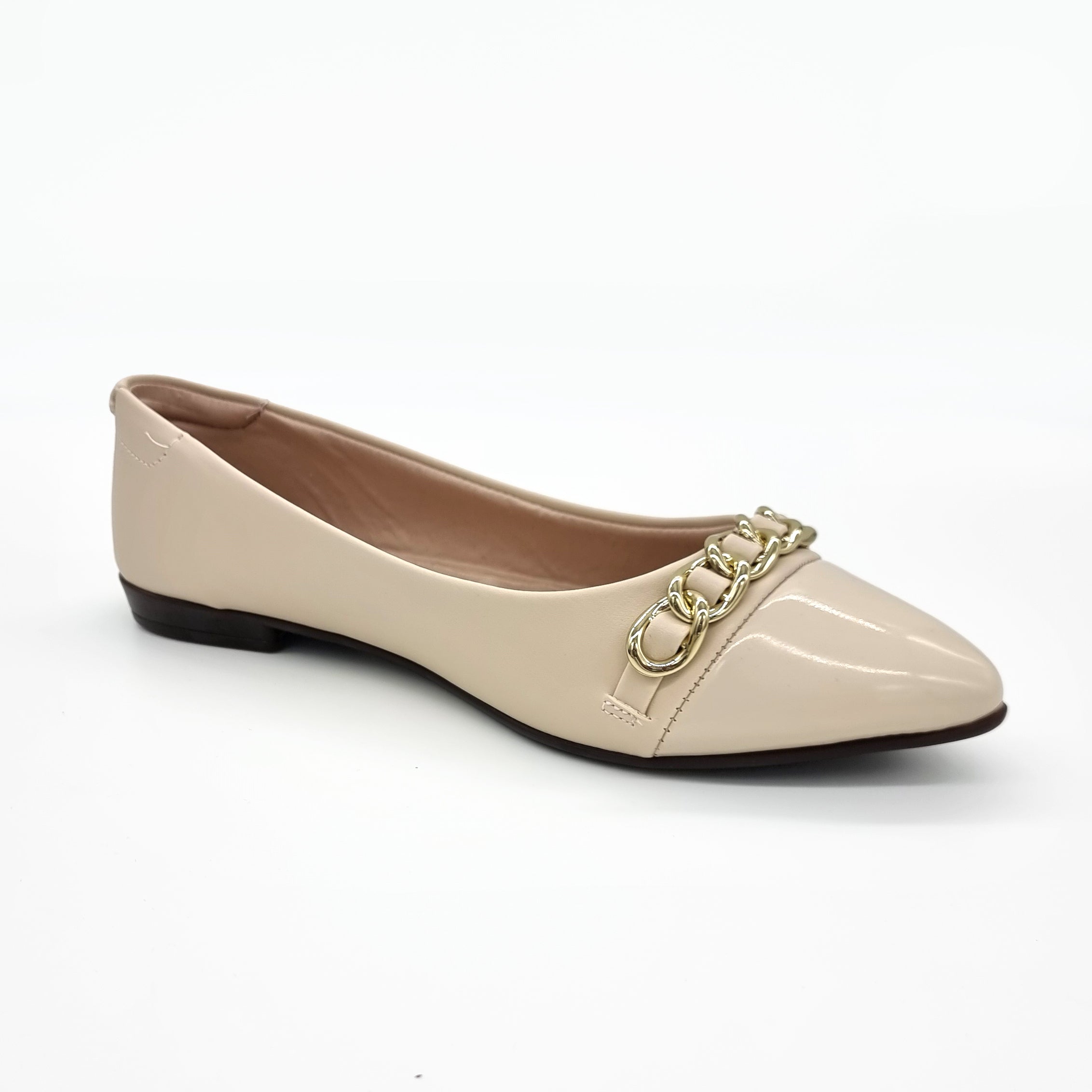 Beira Rio 4136-1106 Pointy Toe Flat in Cream