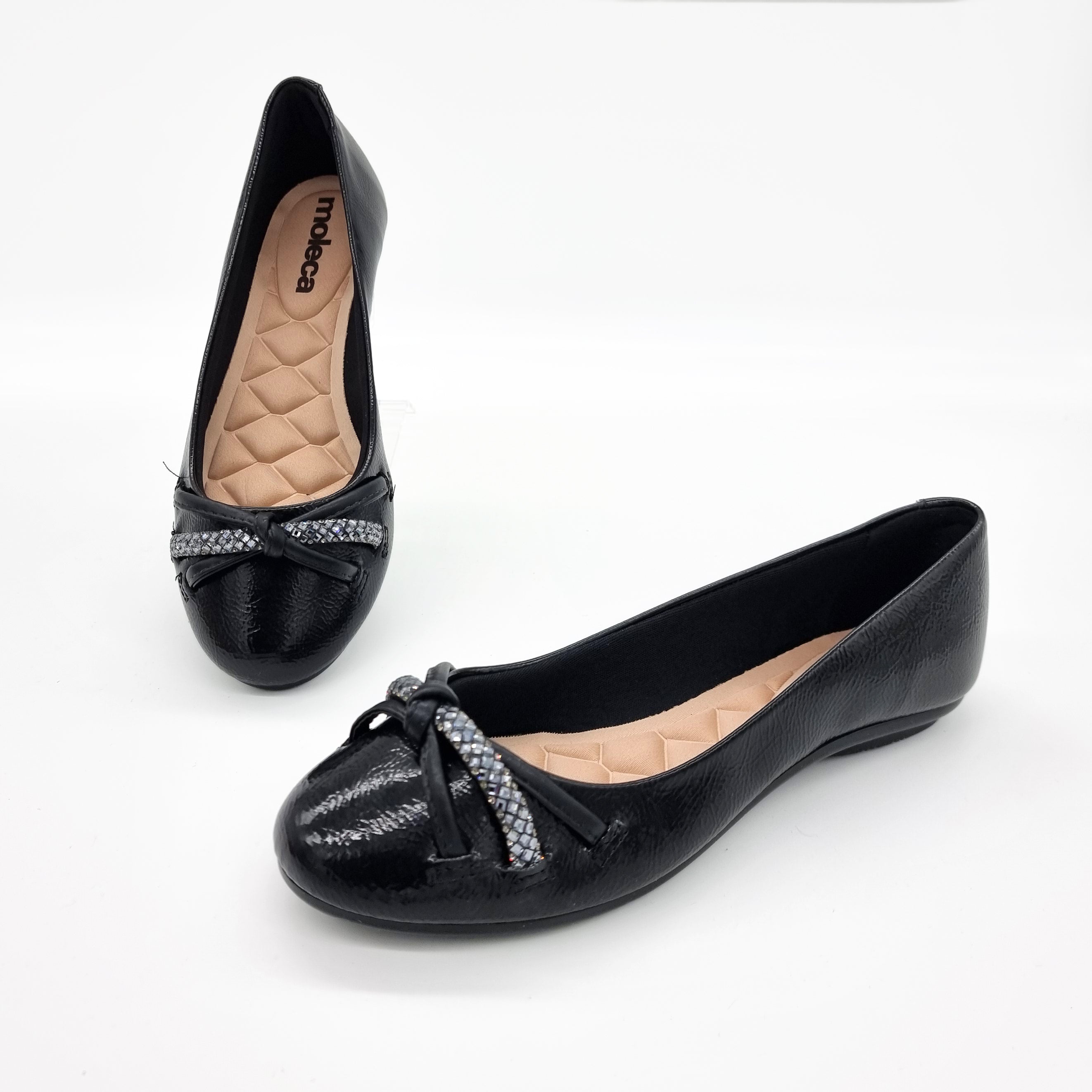 Moleca 5094-1654 Round Toe Flat in Black Patent