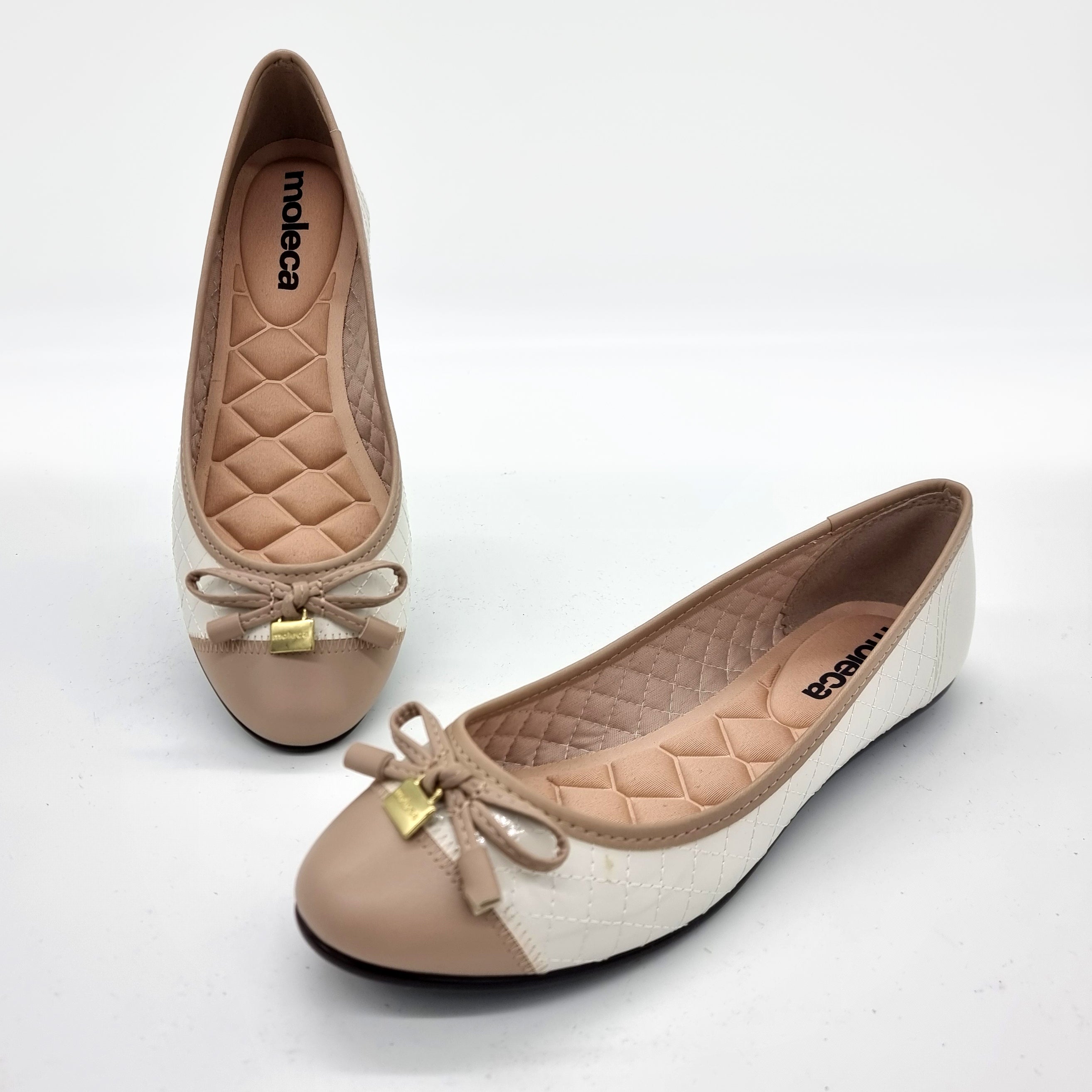 Moleca 5027-1407 Round Toe Ballerina Flat in Off White/Beige