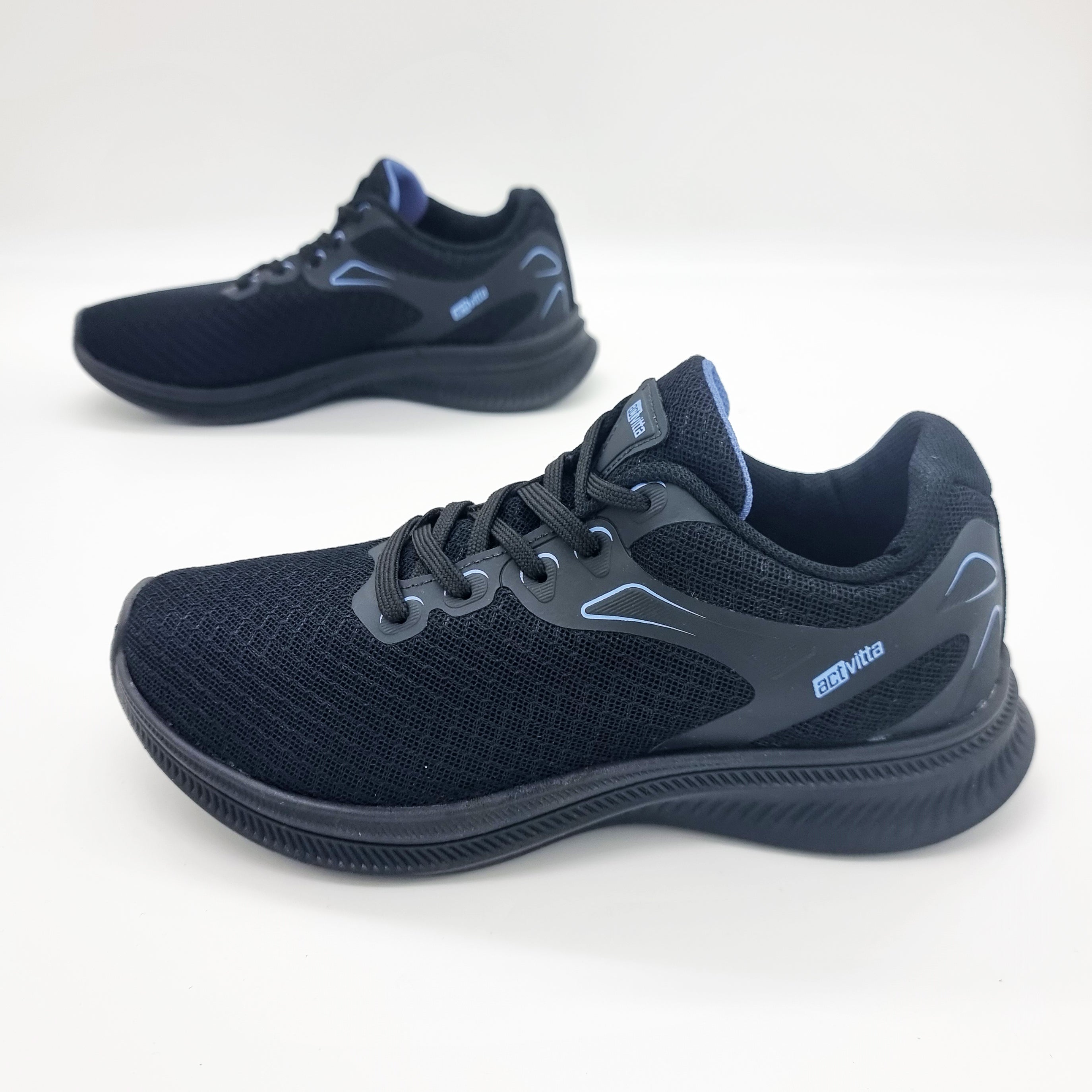 Activitta 4829-313 Lace up Sneaker in Black