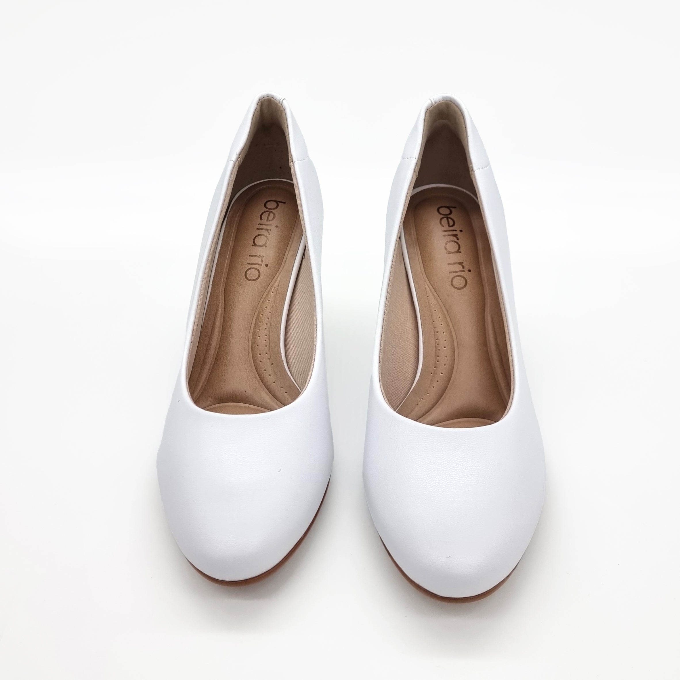 Beira Rio 4320-100 Block Heel Round Toe Pump in White