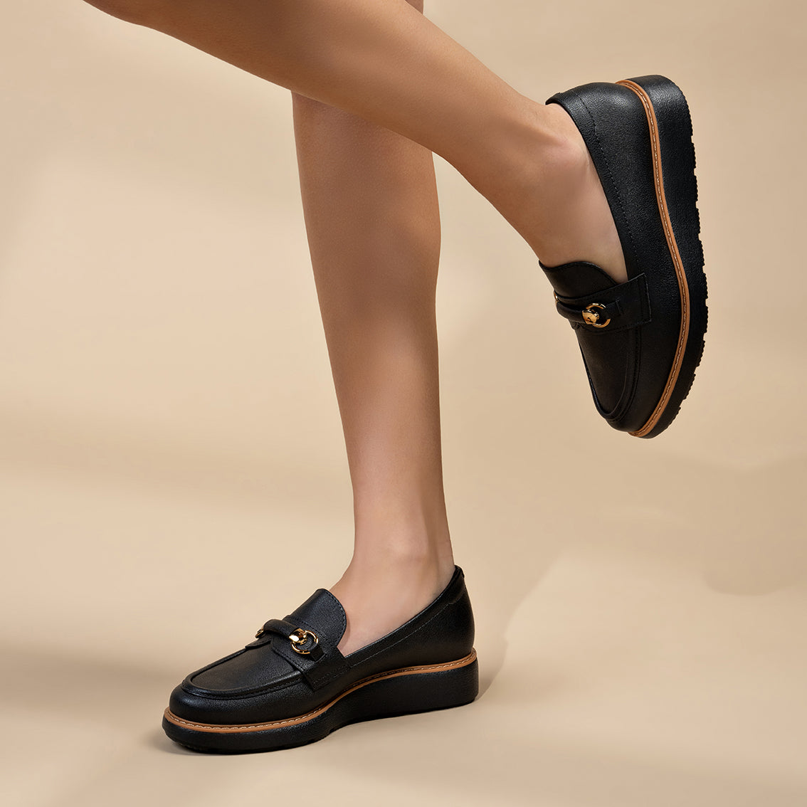 Modare 7400-103 Loafer Flat in Black Napa