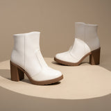 Beira Rio 9088-101 Block Heel Ankle Boot in Off White