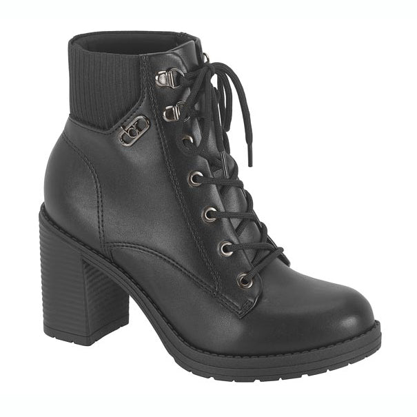 Beira Rio 9088-103 Block Heel Lace-Up Ankle Boot in Black