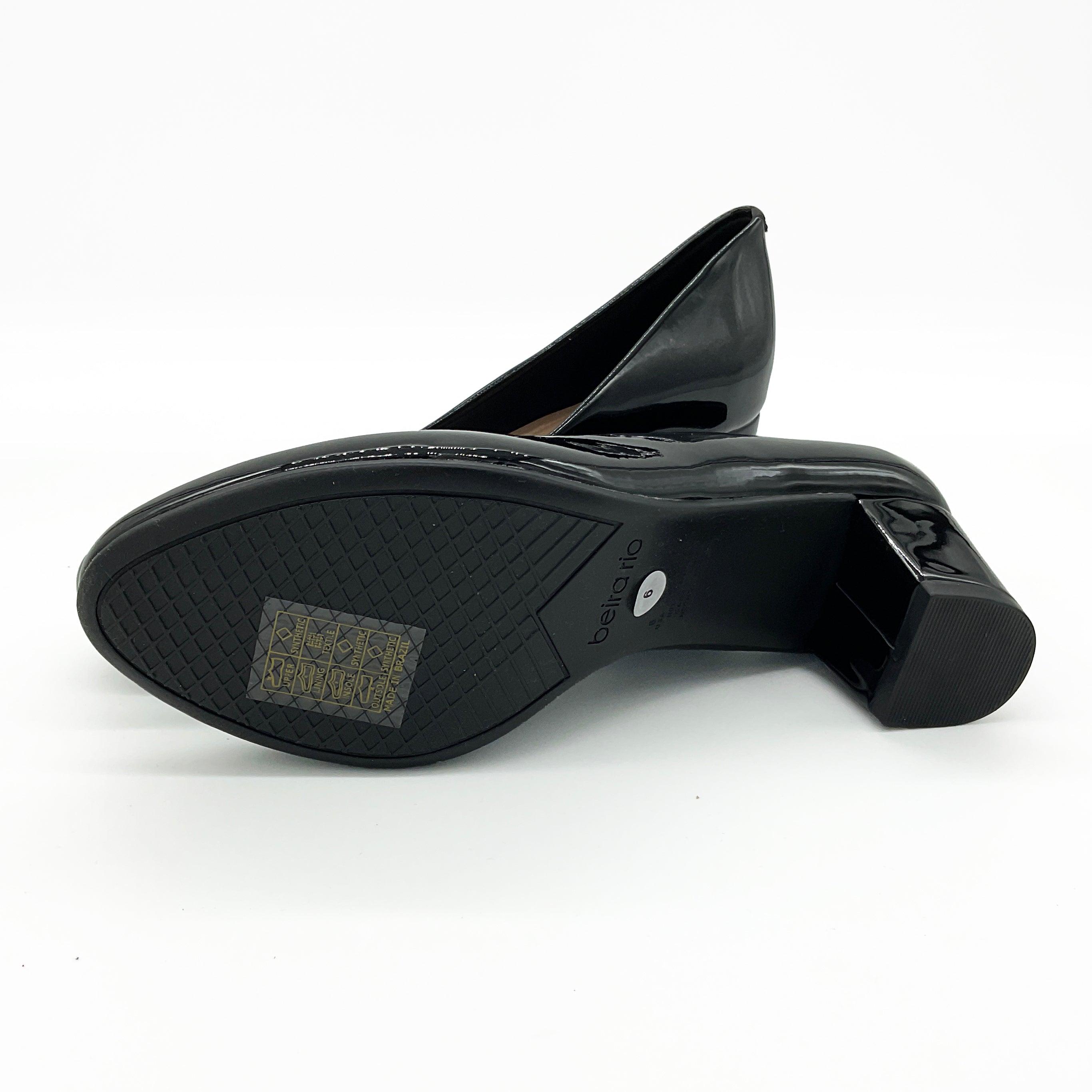 Beira Rio 4777-409 Low Heel Pump in Black Patent