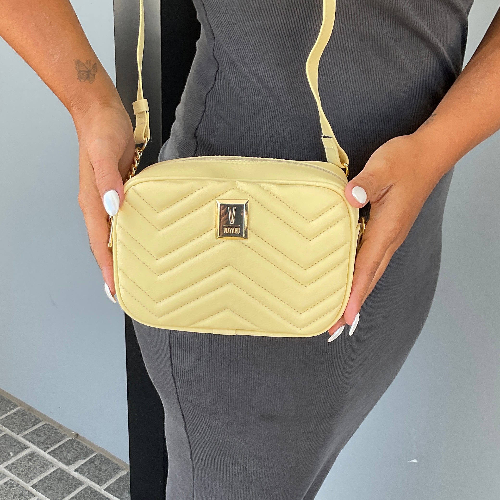 Vizzano 10003-2 Shoulder Bag in Pale Yellow