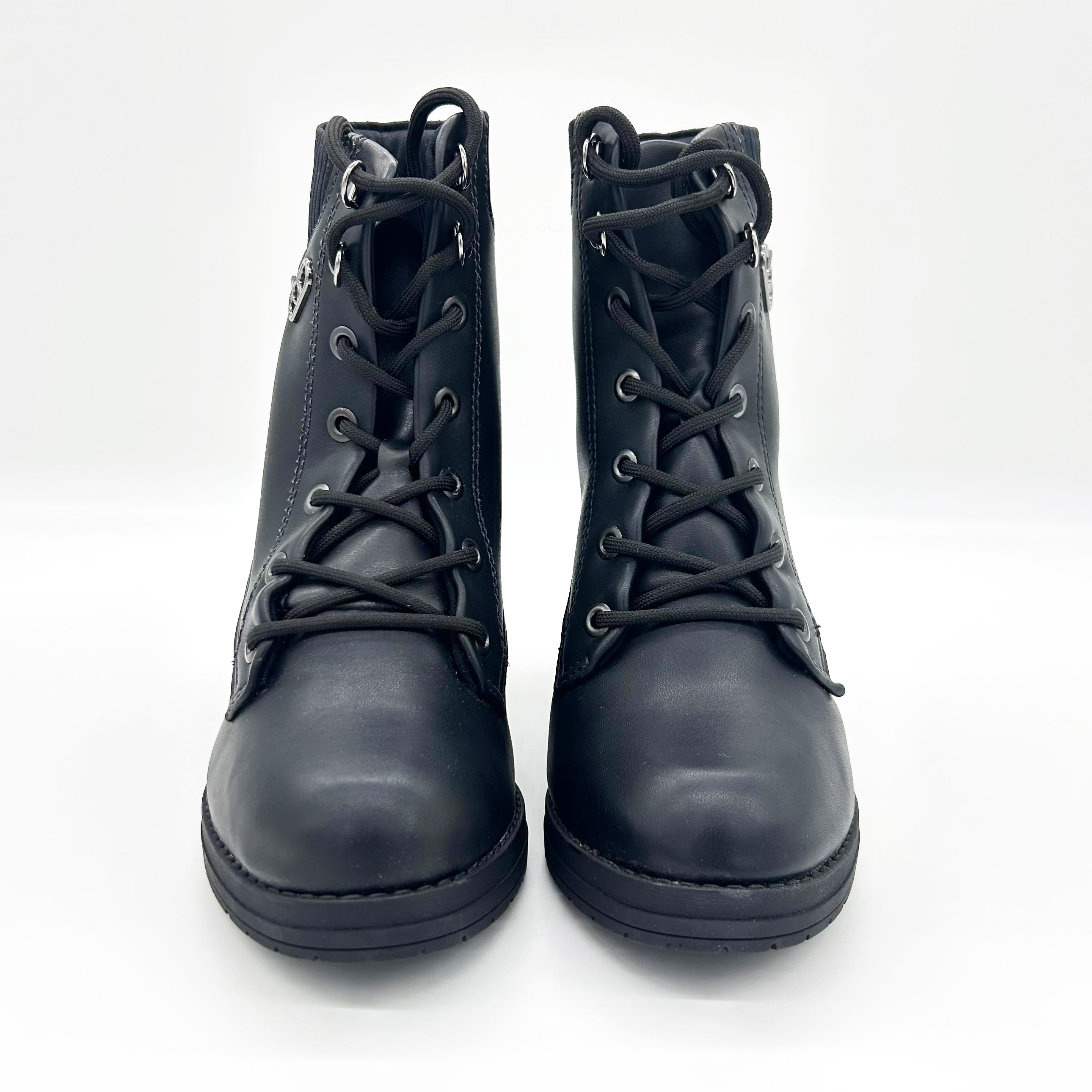 Beira Rio 9088-103 Block Heel Lace-Up Ankle Boot in Black