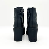 Beira Rio 9088-101 Block Heel Ankle Boot in Black