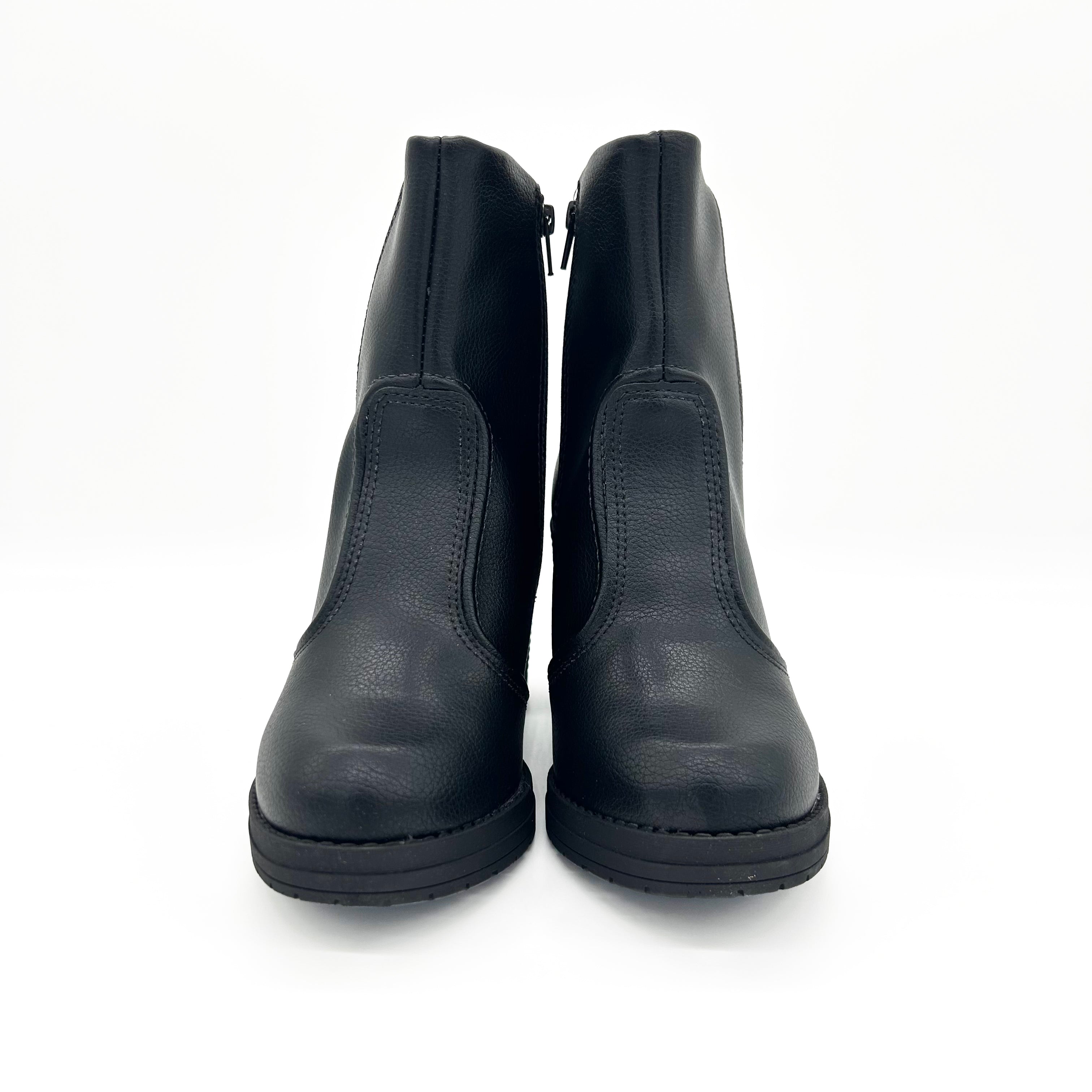 Beira Rio 9088-101 Block Heel Ankle Boot in Black