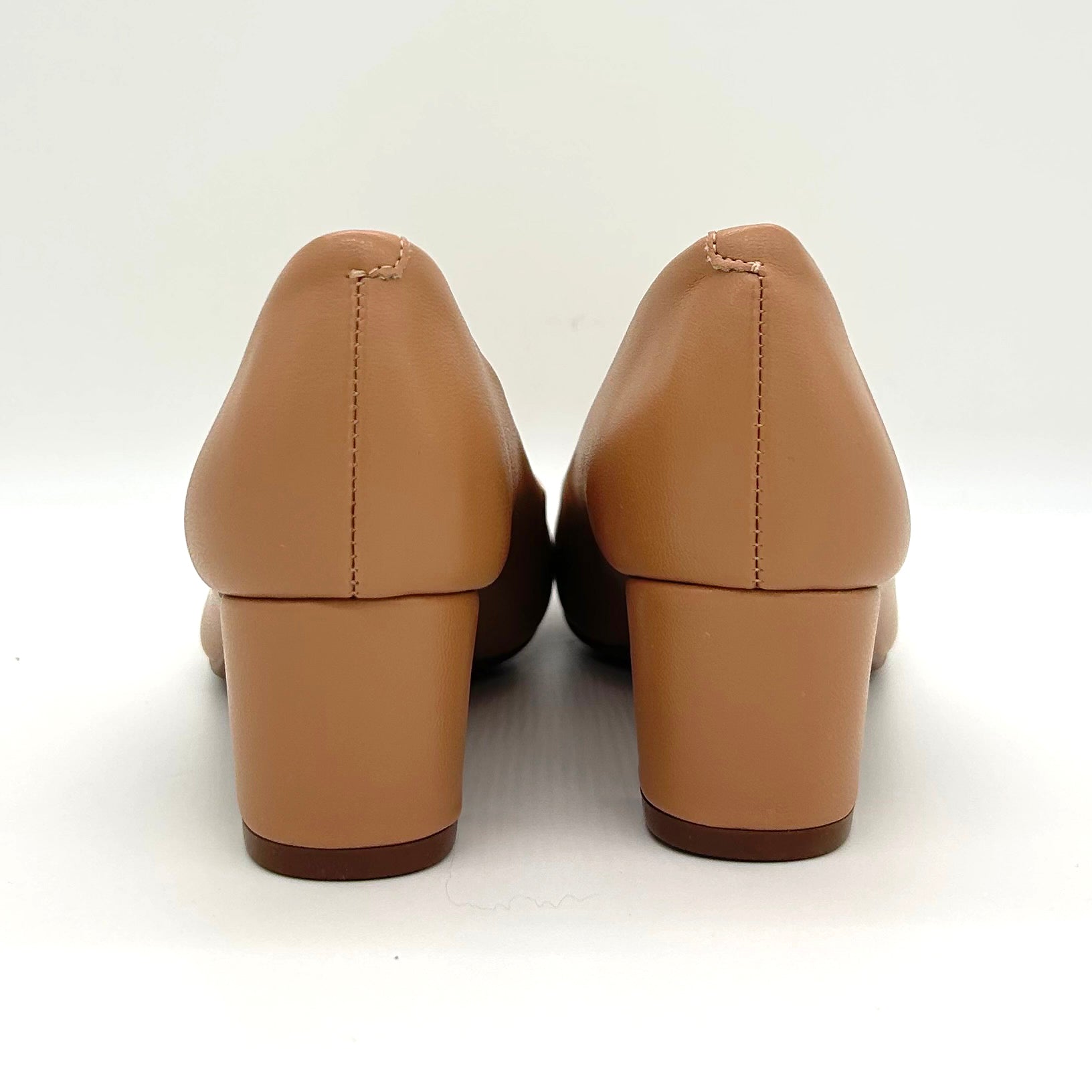 Beira Rio 4777-409 Low Heel Pump in Nude Napa