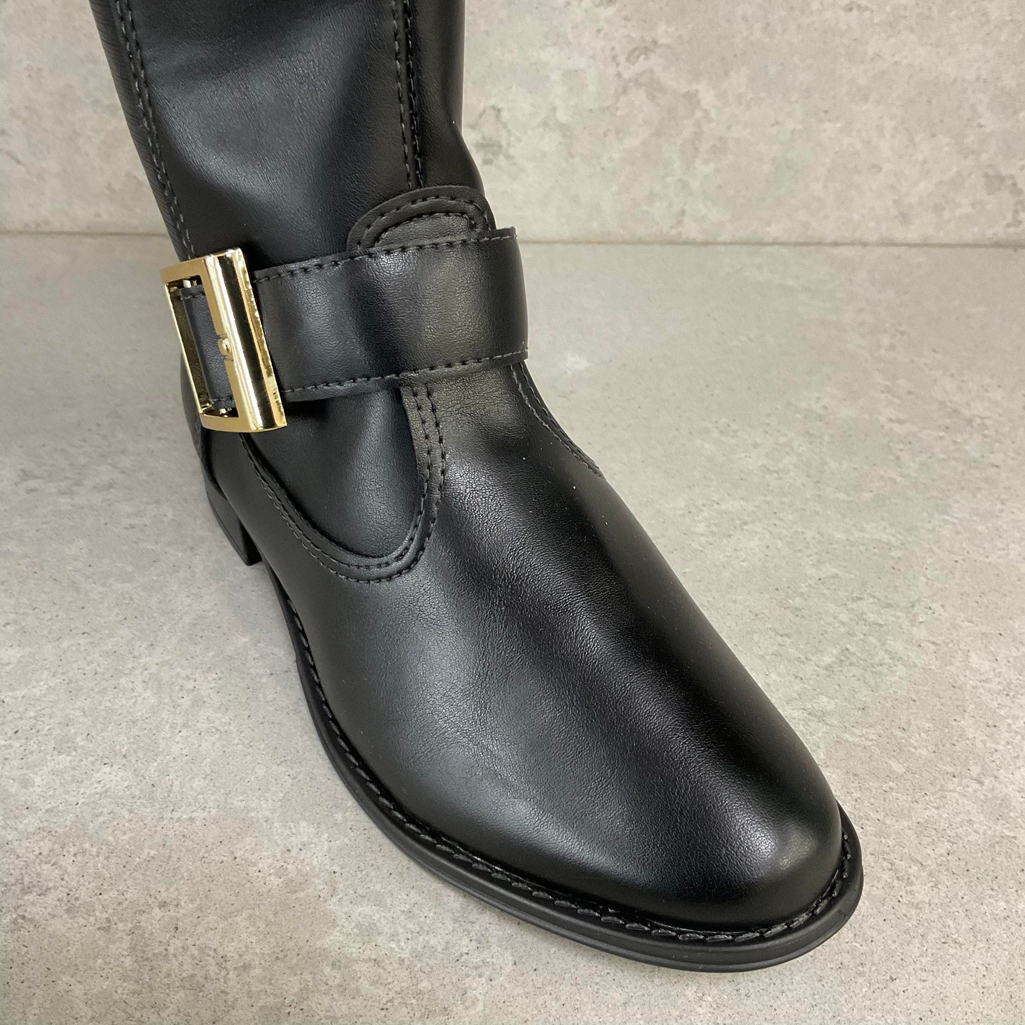 Beira Rio 9045-241 Riding Boot in Black