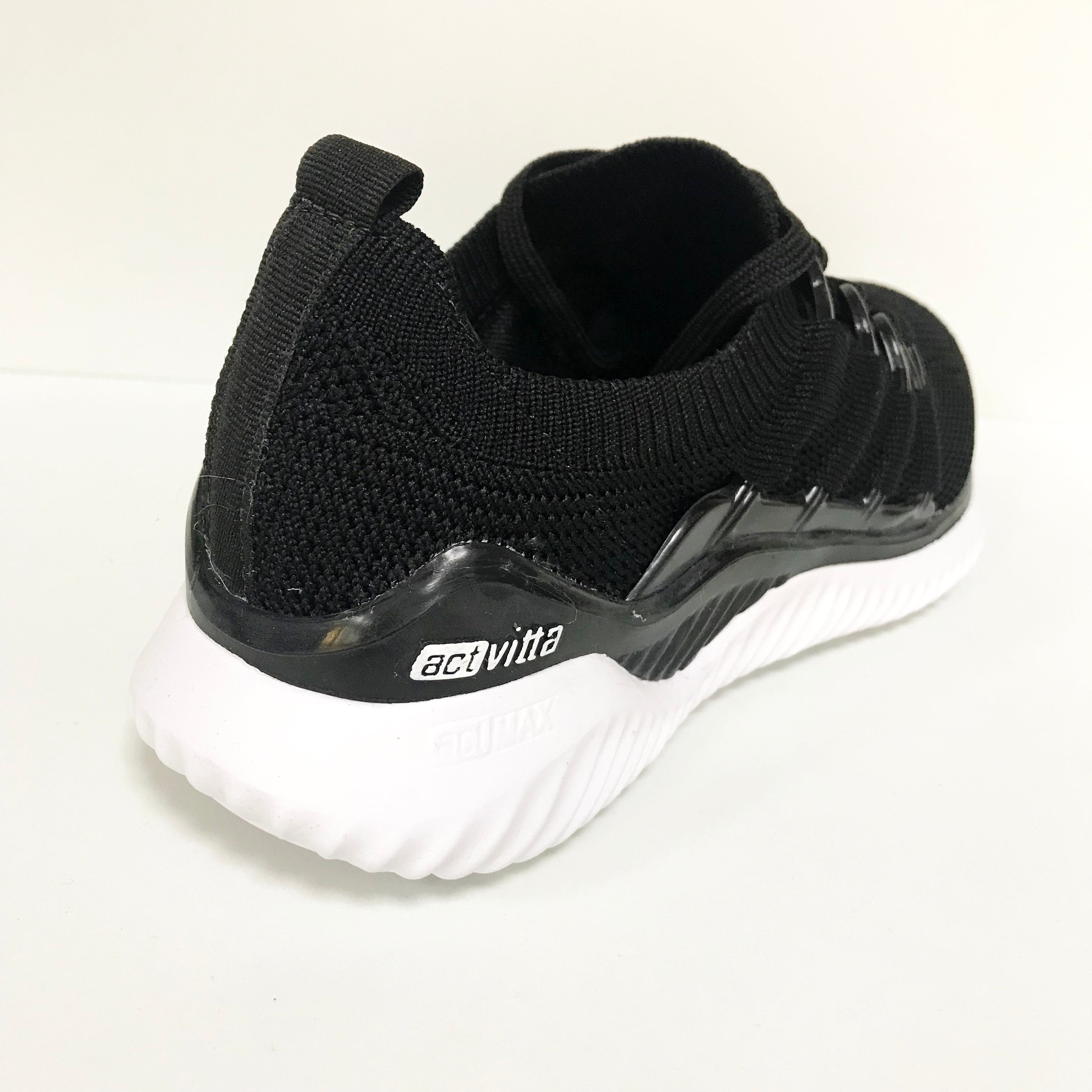 Actvitta 4802-108 Lace up Sneaker in Black
