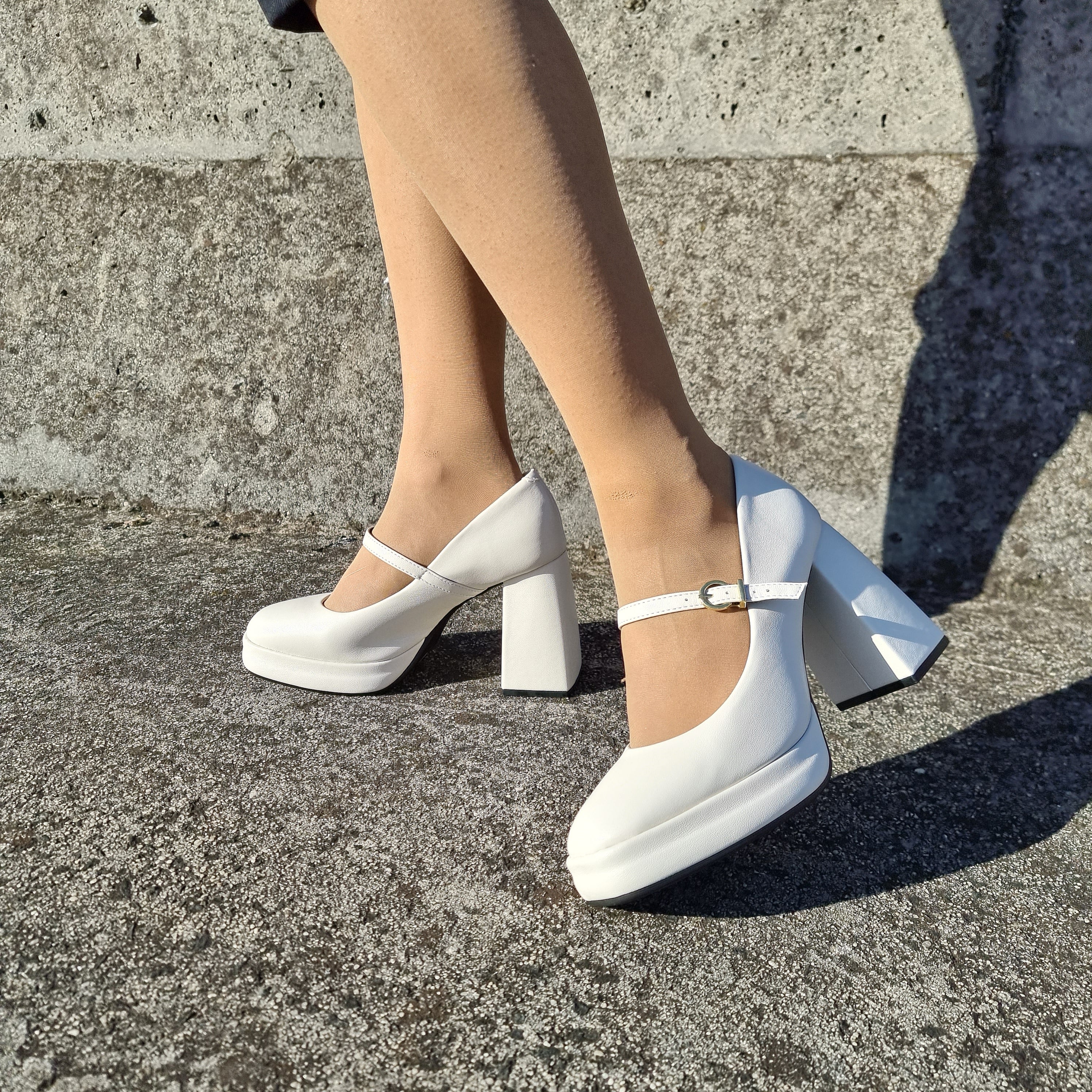 How To Style Block Heel Mary Janes - Effortless Style Nashville