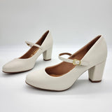 Vizzano 1259-206 Block Heel Round Toe Mary Jane Pump in Off White Napa