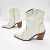 Vizzano 3070-108 Pointy Toe Ankle Boot in Off White Napa