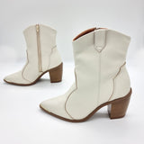 Vizzano 3070-108 Pointy Toe Ankle Boot in Off White Napa