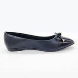 Beira Rio 4136-1102 Pointy Toe Flat in Black