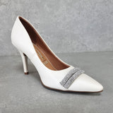 Vizzano 1184-1174 Pointy Toe Pump in Off White Napa