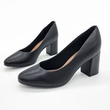 Beira Rio 4320-100 Block Heel Round Toe Pump in Black