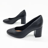 Beira Rio 4320-100 Block Heel Round Toe Pump in Black