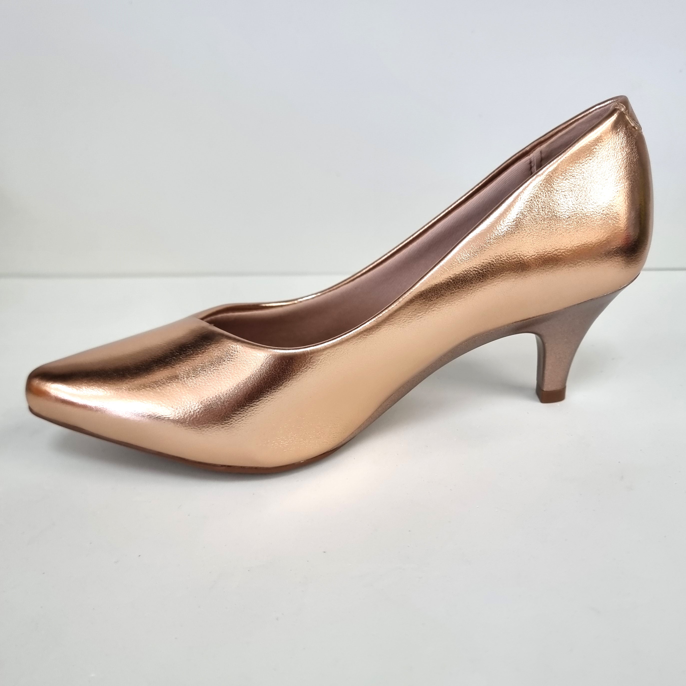 Beirra Rio 4076 1101 Pointy Toe Pump in Rose Gold Napa