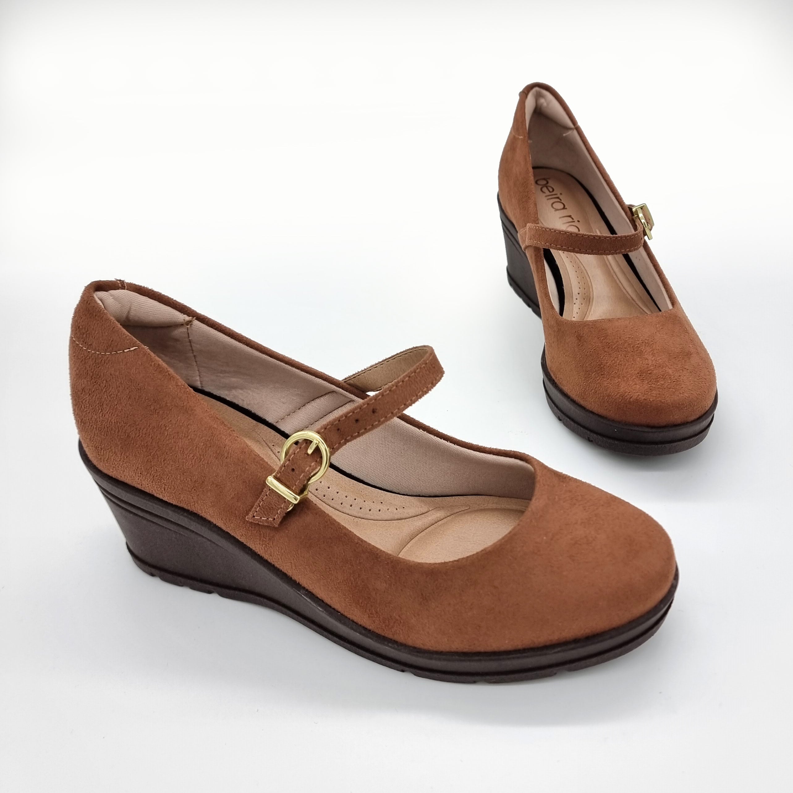 Dark amber store suede women's classics