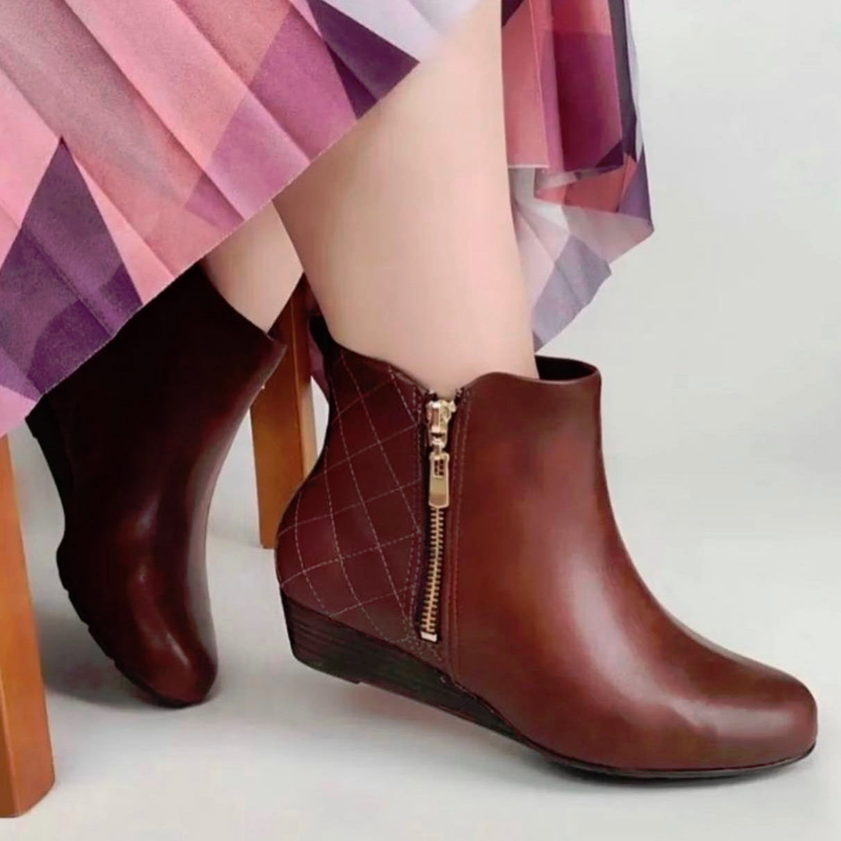 Modare 7076-102 Low Heel Wedged Ankle Boot in Pine