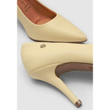 Vizzano 1184-1101 Pointy Toe Pump in Pale Yellow Napa