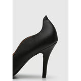 Vizzano 1184-1147 Pointy Toe Pump in Black Napa
