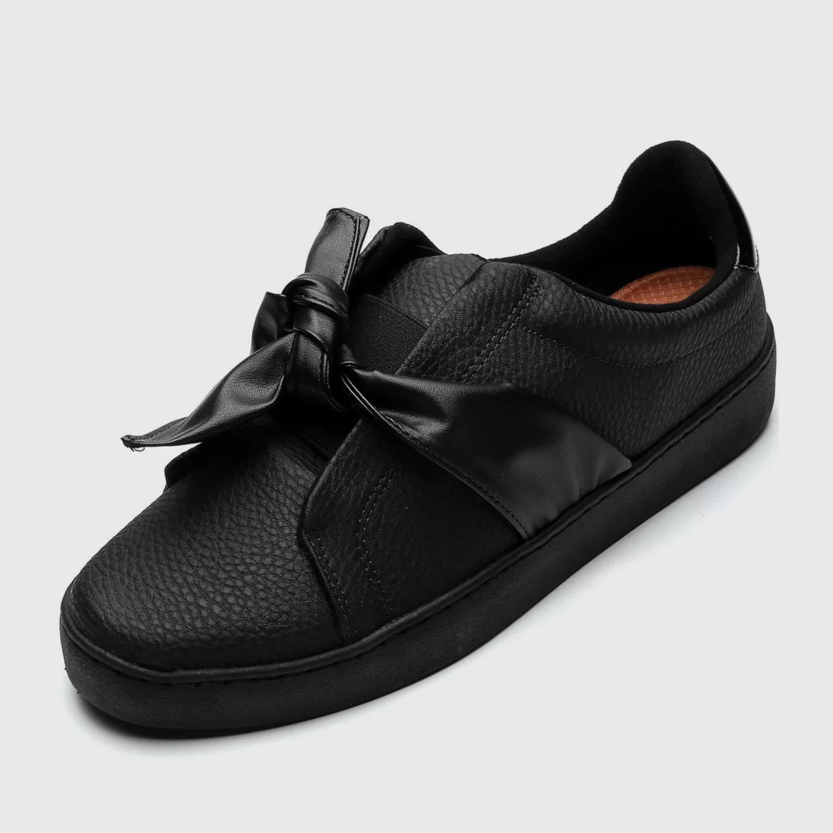 Vizzano 1214-298 Bowtie Sneaker in Black Napa