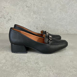 Vizzano 1346-102 Round Toe Pump in Black Napa