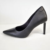 Vizzano 1401-200 Pointy Toe Pump in Black Napa