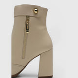 Vizzano 3085-201 Block Heel Ankle Boot in Cream Napa