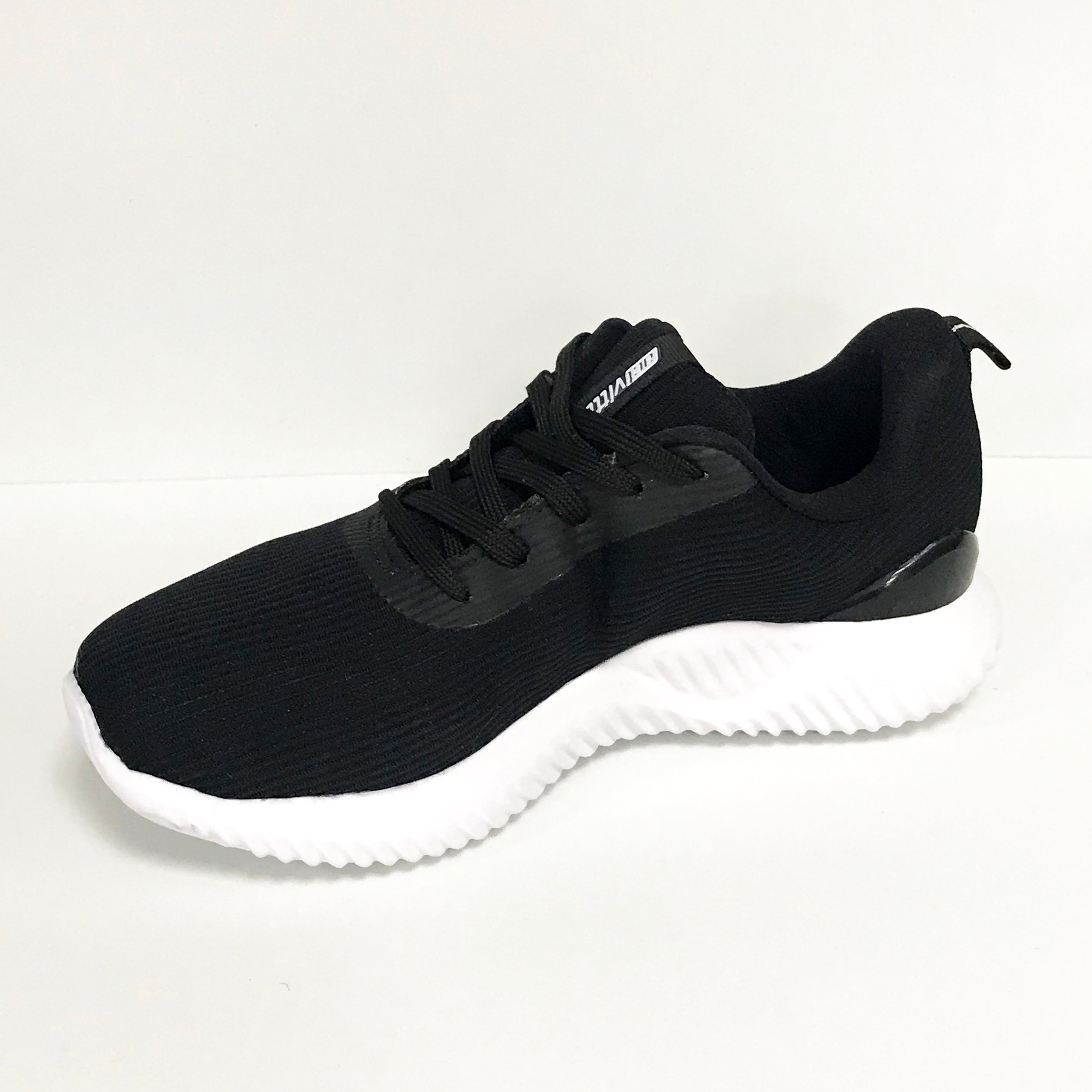Actvitta 4802-103 Lace Up Sneaker in Black